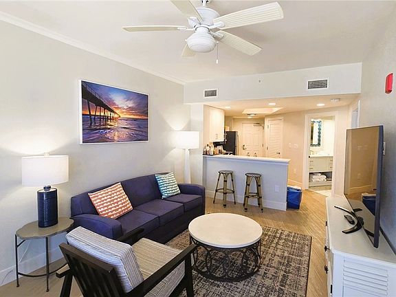 4th image of 200 Estero Blvd #702