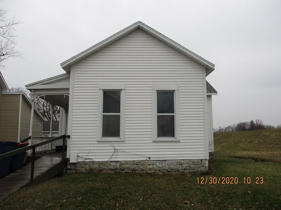 1st image of 114 E Grant St