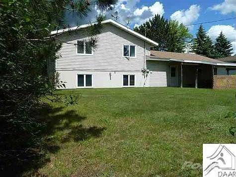 3rd image of 48 Basswood Cir
