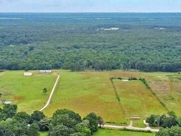 560 Fm 71 W, Mount Pleasant, TX 75455