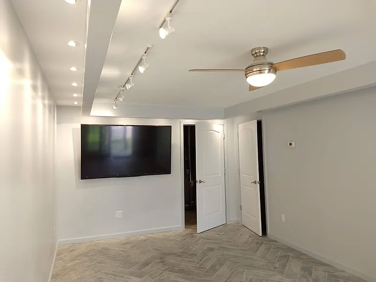 54 River Village Dr — Photo 29