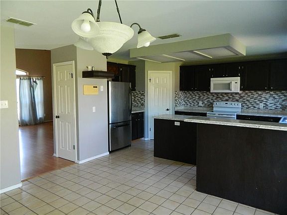5th image of 5218 Lethaby Dr