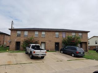 8110 Foxfire Ln, White Settlement, TX 76108