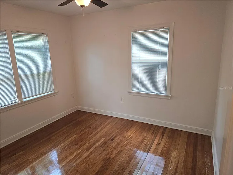 1001 W Beacon Ave — Photo 14