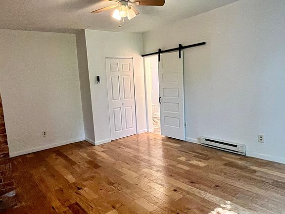 3rd image of 1111 Orange Ave NW #B