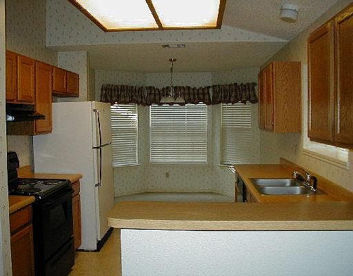 5th image of 2150 PECAN HOLLOW