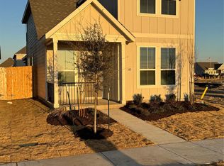 140 Hartson Dr, Taylor, TX 76574