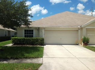 5701 Autumn Shire Dr, Zephyrhills, FL 33541