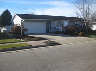 613 Pioneer Ave, Waupun, WI 53963