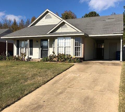 2nd image of 10758 Oak Leaf Dr