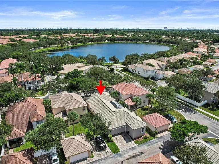 8203 Calterra Dr — Photo 18
