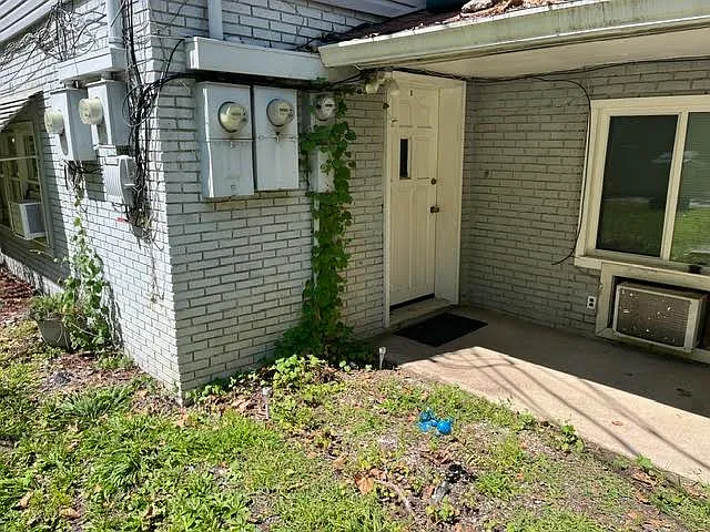 1 bed, $1,300 — Photo 2
