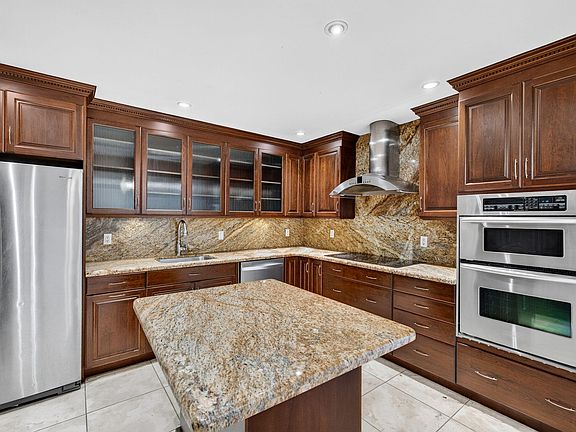 3rd image of 7151 SW 5th Court