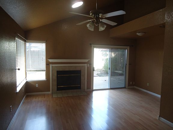 3rd image of 2669 Decker Way