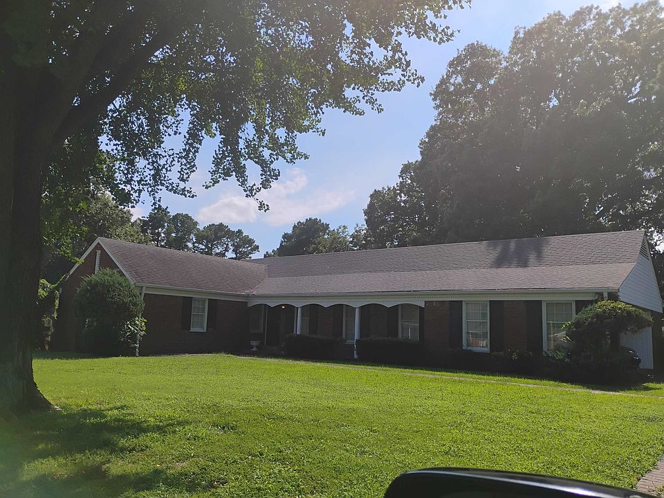 1st image of 3913 Paula Dr