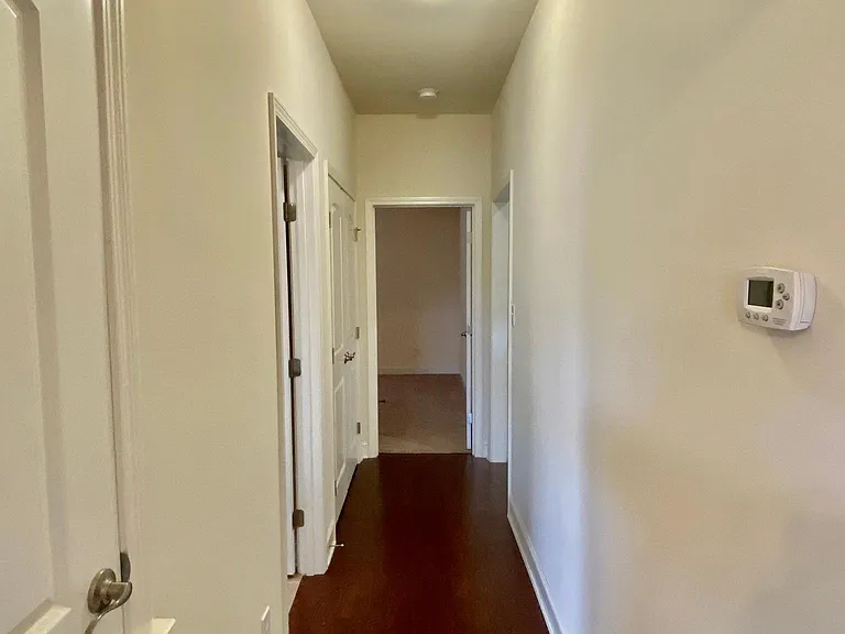 115 Woodvale Dr — Photo 14