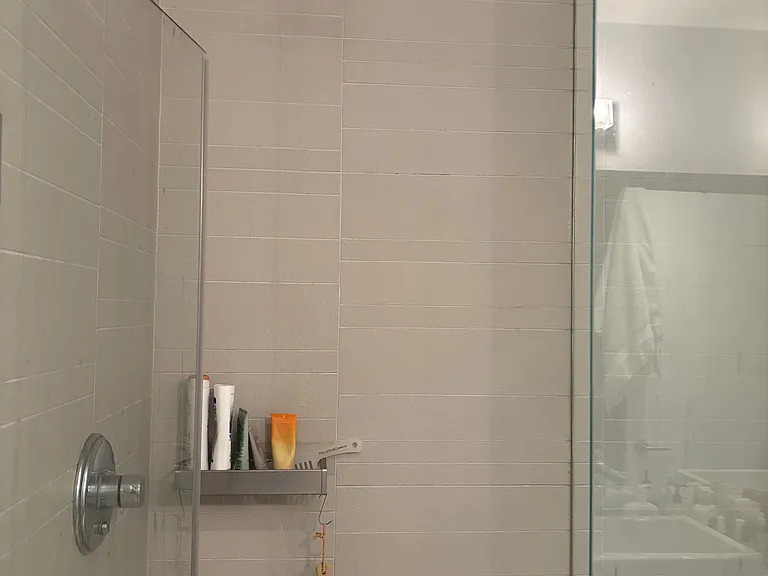 25 Stafford St #612 — Photo 14