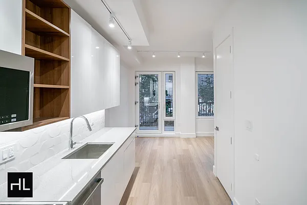 Rented by Highline Residential | media 13