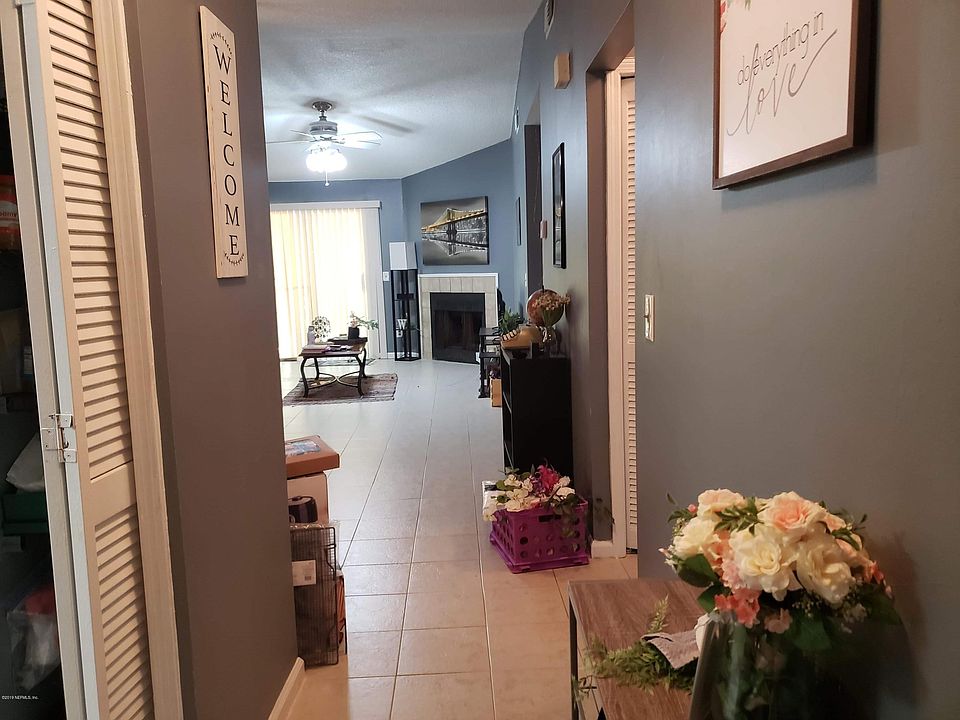 1st image of 8300 Plaza Gate Ln APT 1071