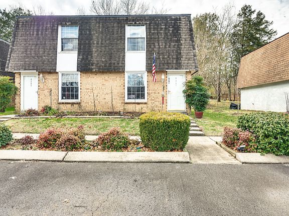 2nd image of 424A E Palestine Ave