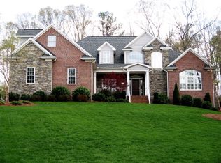 471 Lake Pointe Dr, Roanoke Rapids, NC 27870