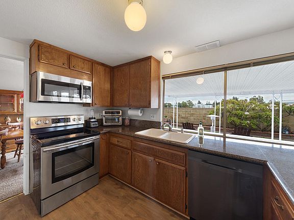 2nd image of 17914 Vierra Ave