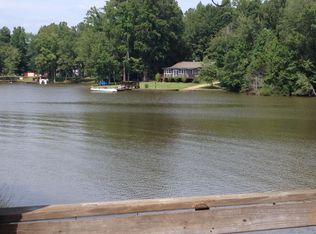 691 Doe Ln, Mansfield, GA 30055