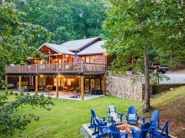 45 Channing Ridge Rd, Morganton, GA 30560