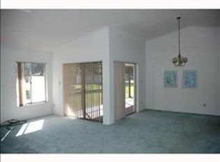 28332 Tanglewood Dr, Zephyrhills, FL 33543