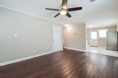 407 Angier Ave NE #101 — Photo 4