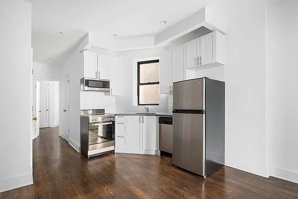 Rented by Compass | media 2