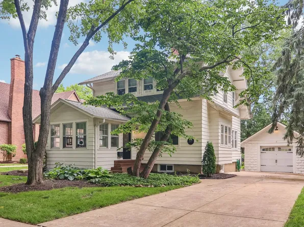 4917 Highland Ave, Downers Grove, IL 60515