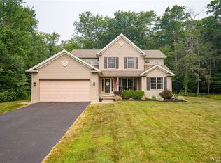 1634 Schoellkopf Rd, Lake View, NY 14085