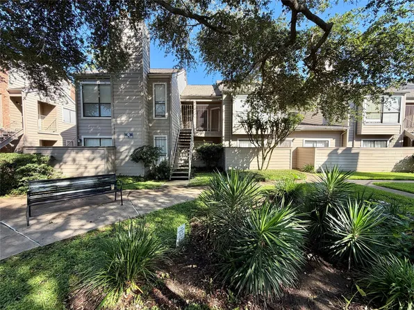 6701 Sands Point Dr APT 114, Houston, TX 77074