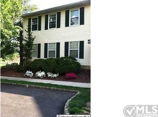 48 Stacy Ct, Old Bridge, NJ 08857