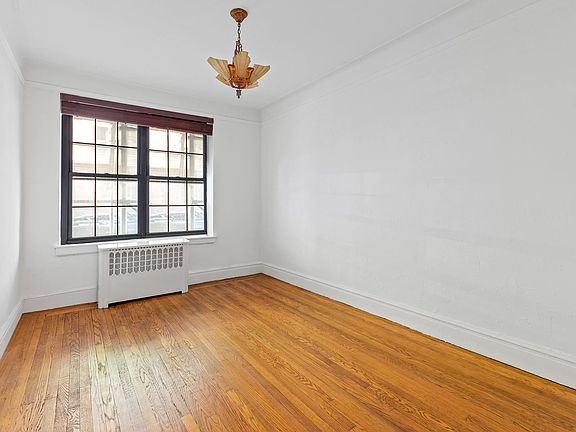 5th image of 253 W 16th St APT 1B