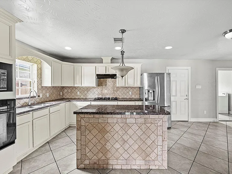 1209 Dogwood Dr — Photo 16