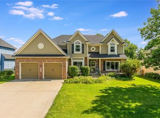 2621 SE 5th St, Lees Summit, MO 64063