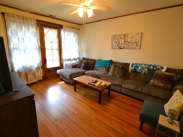 3767 N Lakewood Ave #2, Chicago, IL 60613