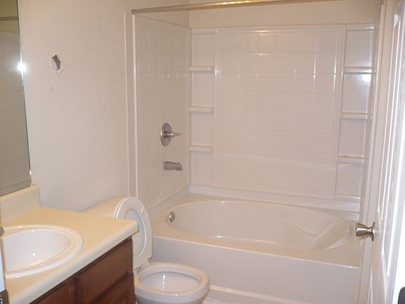 3rd image of 6201 Waldrop Pl #1