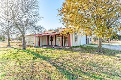 2061 County Road 371 Photo 1