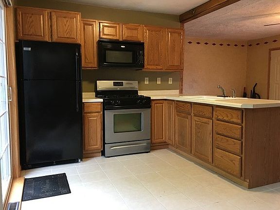 4th image of 215 Linwood Ave
