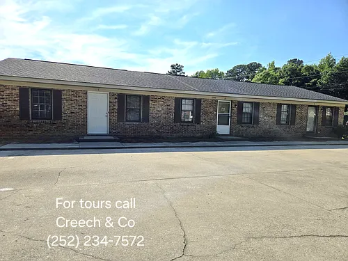1700 Augusta Cir SE #1C Photo 1