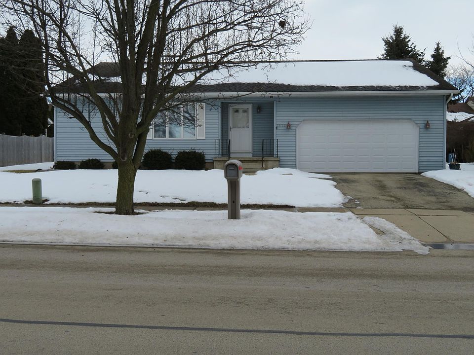 1st image of 1614 Longwood Dr