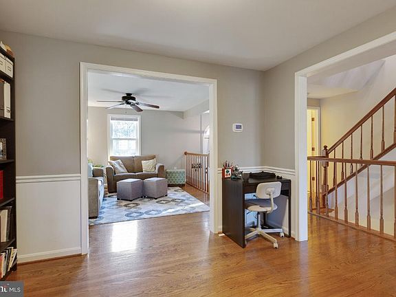 5th image of 7972 Parkland Pl