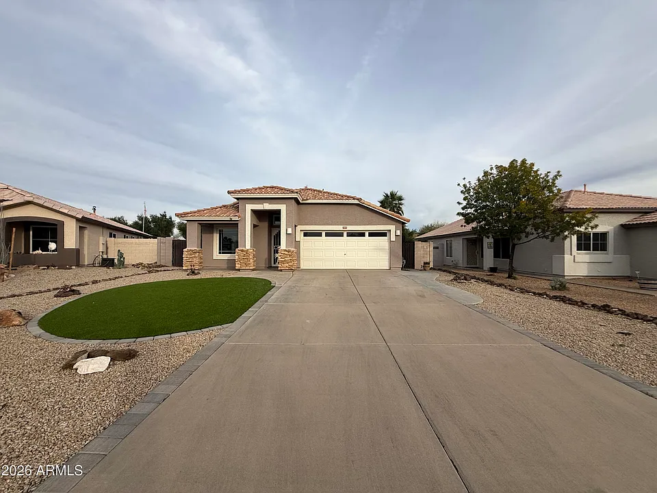 1567 N Tucana Ct