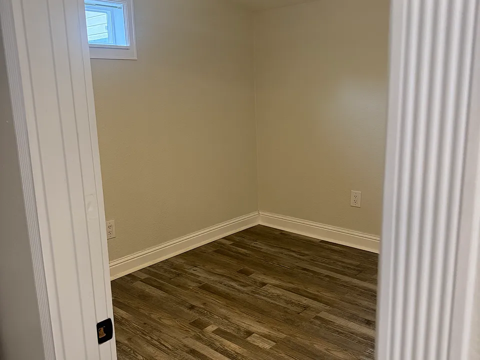 1360 C St