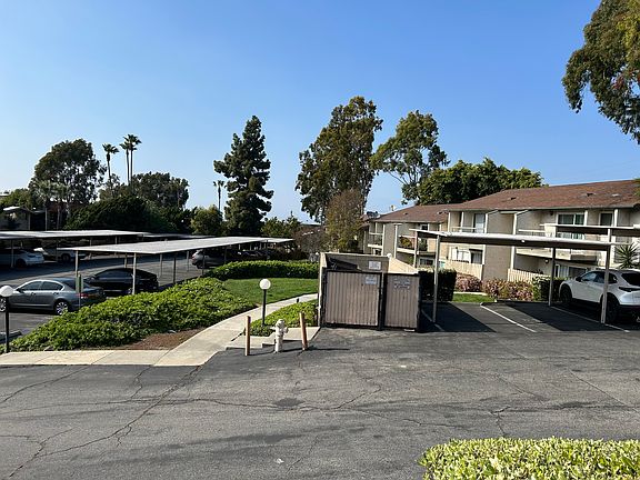 3rd image of 2300 S Hacienda Blvd APT B9