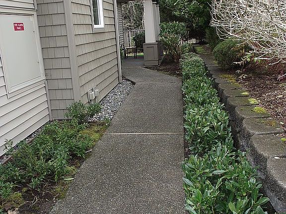 3rd image of 4465 248th Ln SE