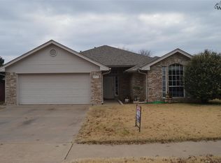 5311 Blue Stem Dr, Wichita Falls, TX 76310